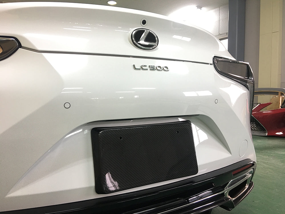 レクサス LC500 リアナンバー カーボンフレーム – Carbon Addict On ...