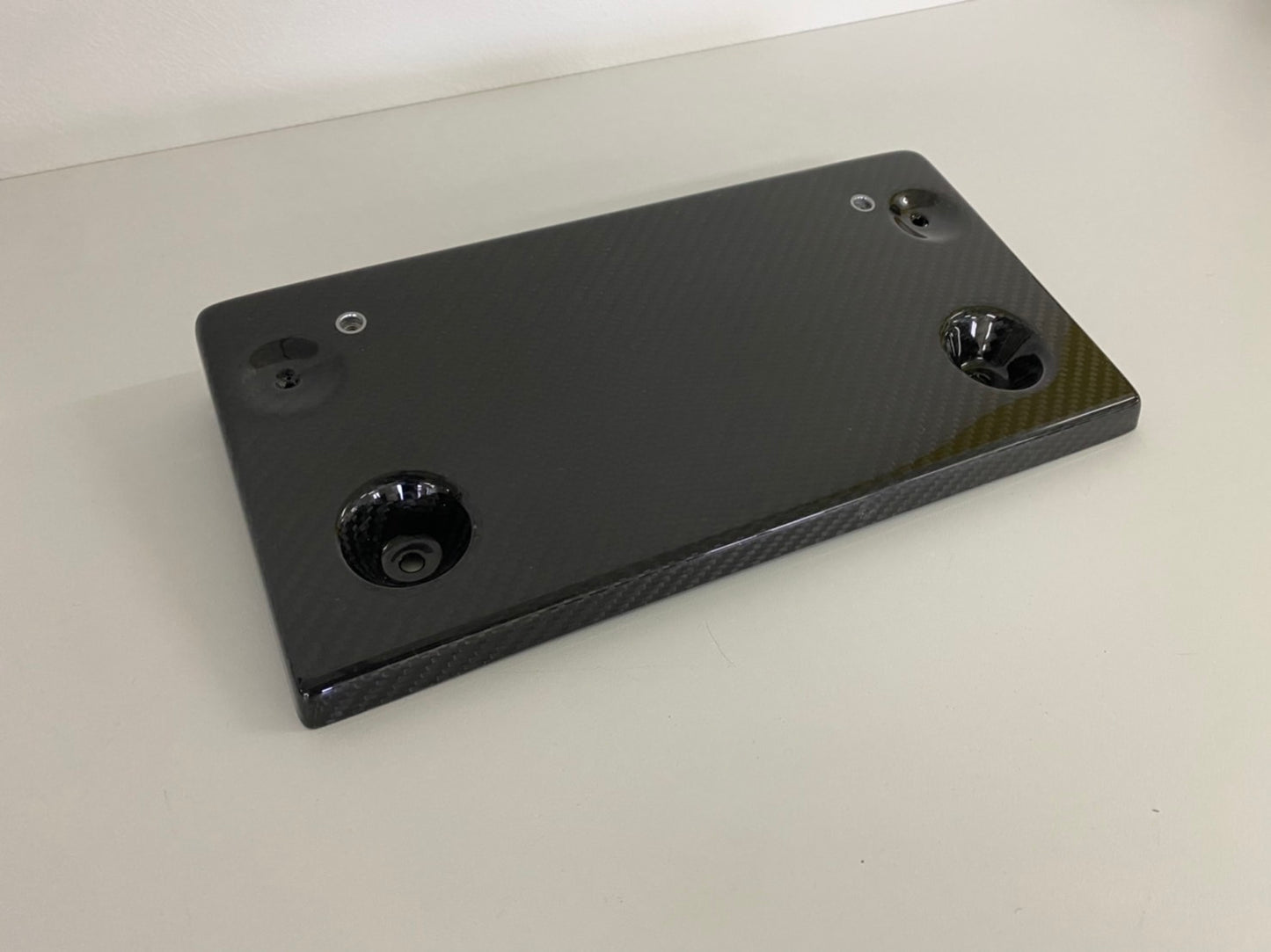 G63 ゲレンデ用 ドライカーボン ナンバーフレーム 角度付き