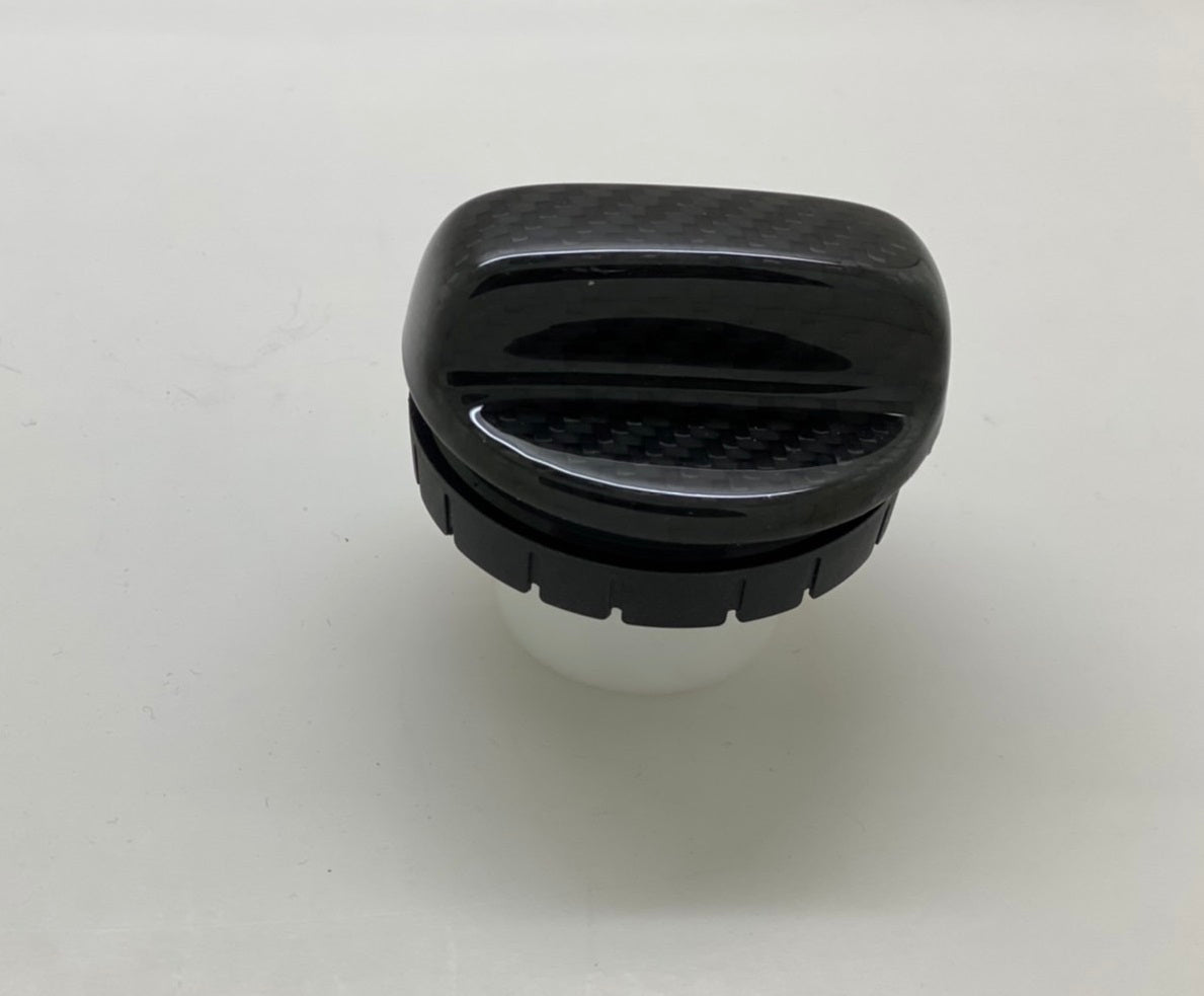 トヨタ レクサス ダイハツ用 カーボン給油キャップカバー