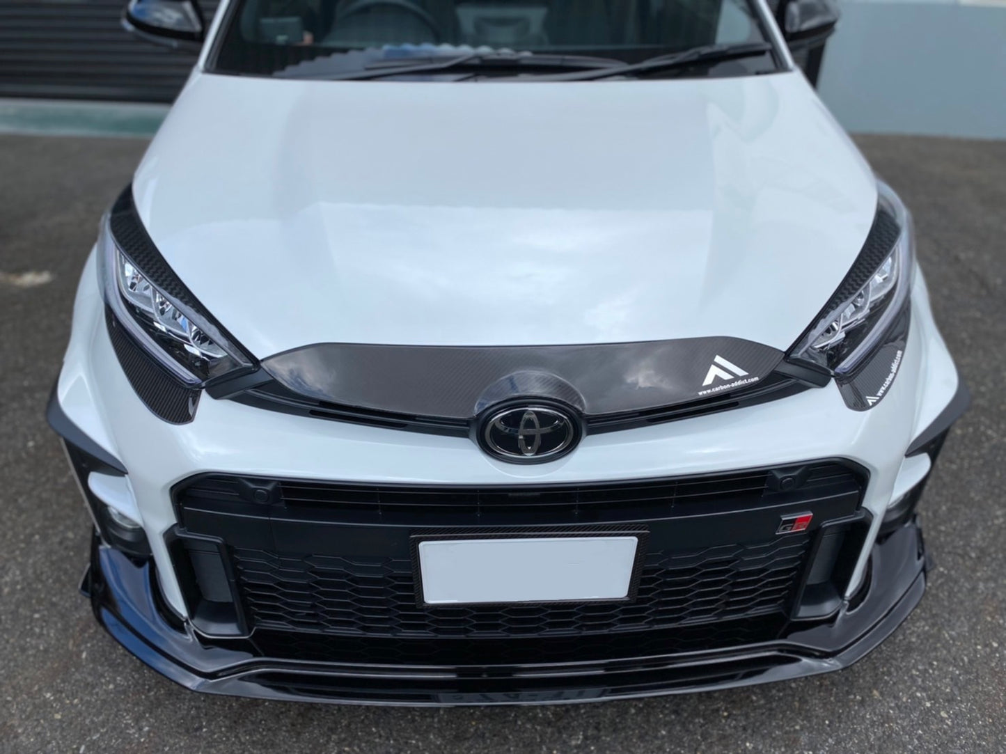 トヨタ GRヤリス ヘッドライト ロアパネル