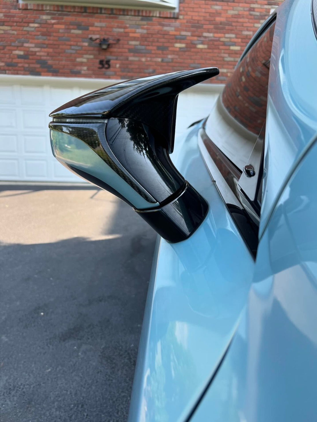 Lexus  Dry Carbon Mirror Cover (L/R) wing type