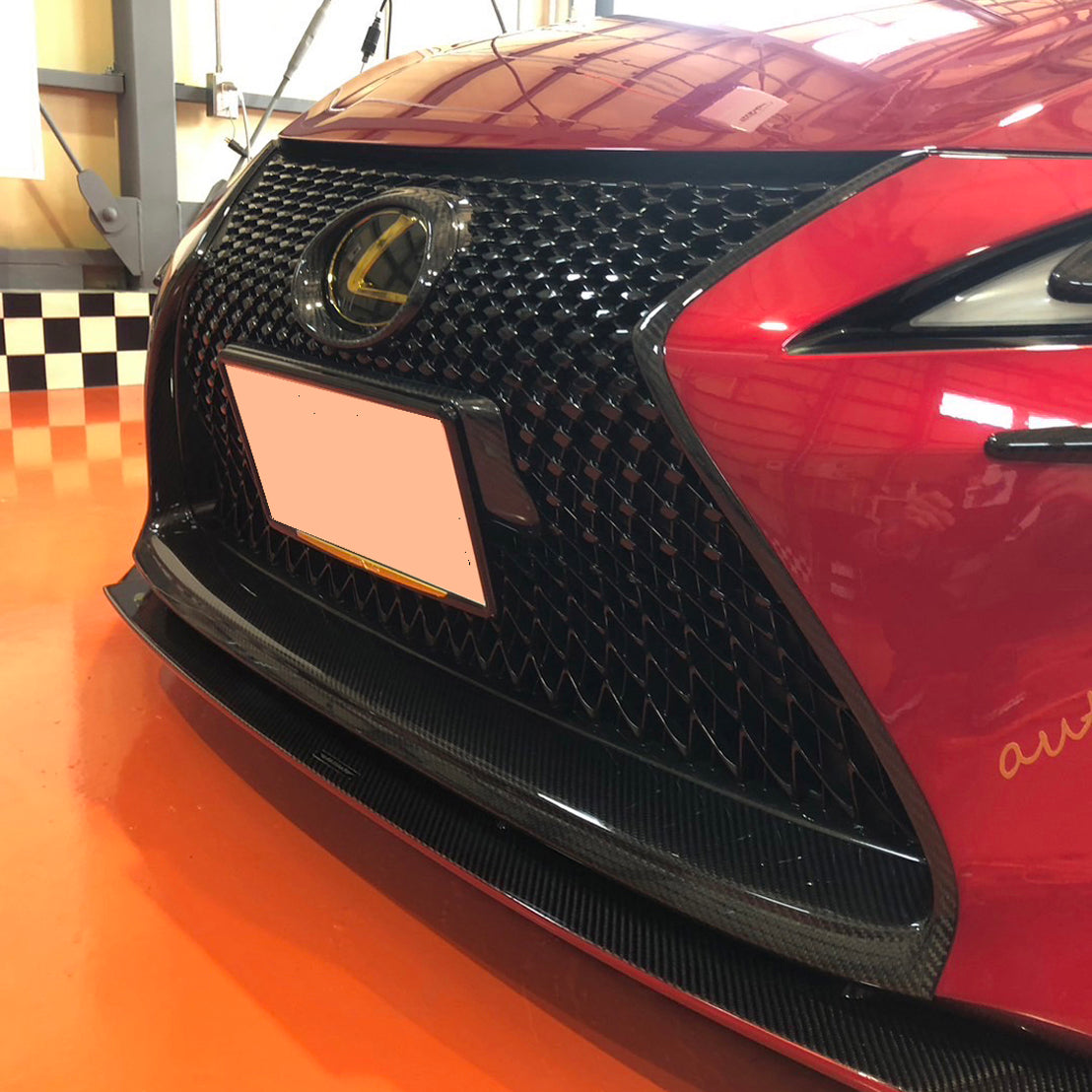 Lexus LC500 Dry Carbon Spindle Grill Panel