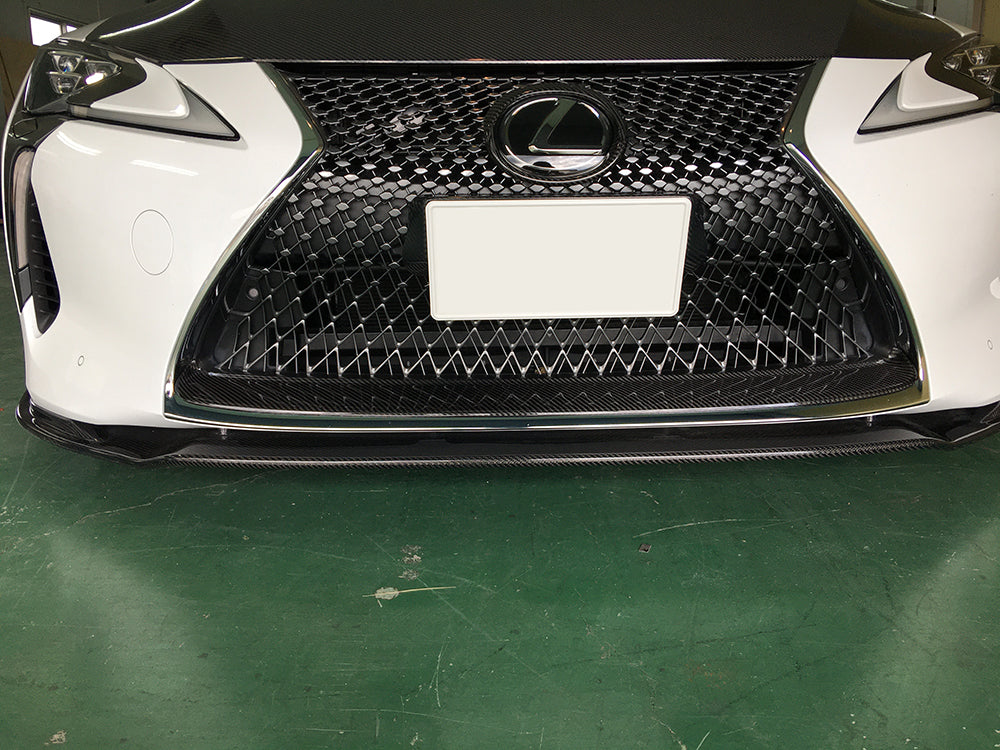 Lexus LC500 Dry Carbon Grill Lower Cover