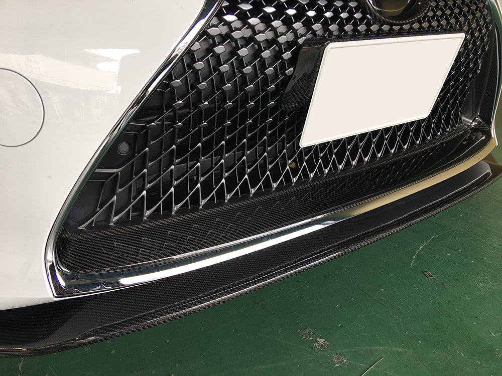 Lexus LC500 Dry Carbon Grill Lower Cover