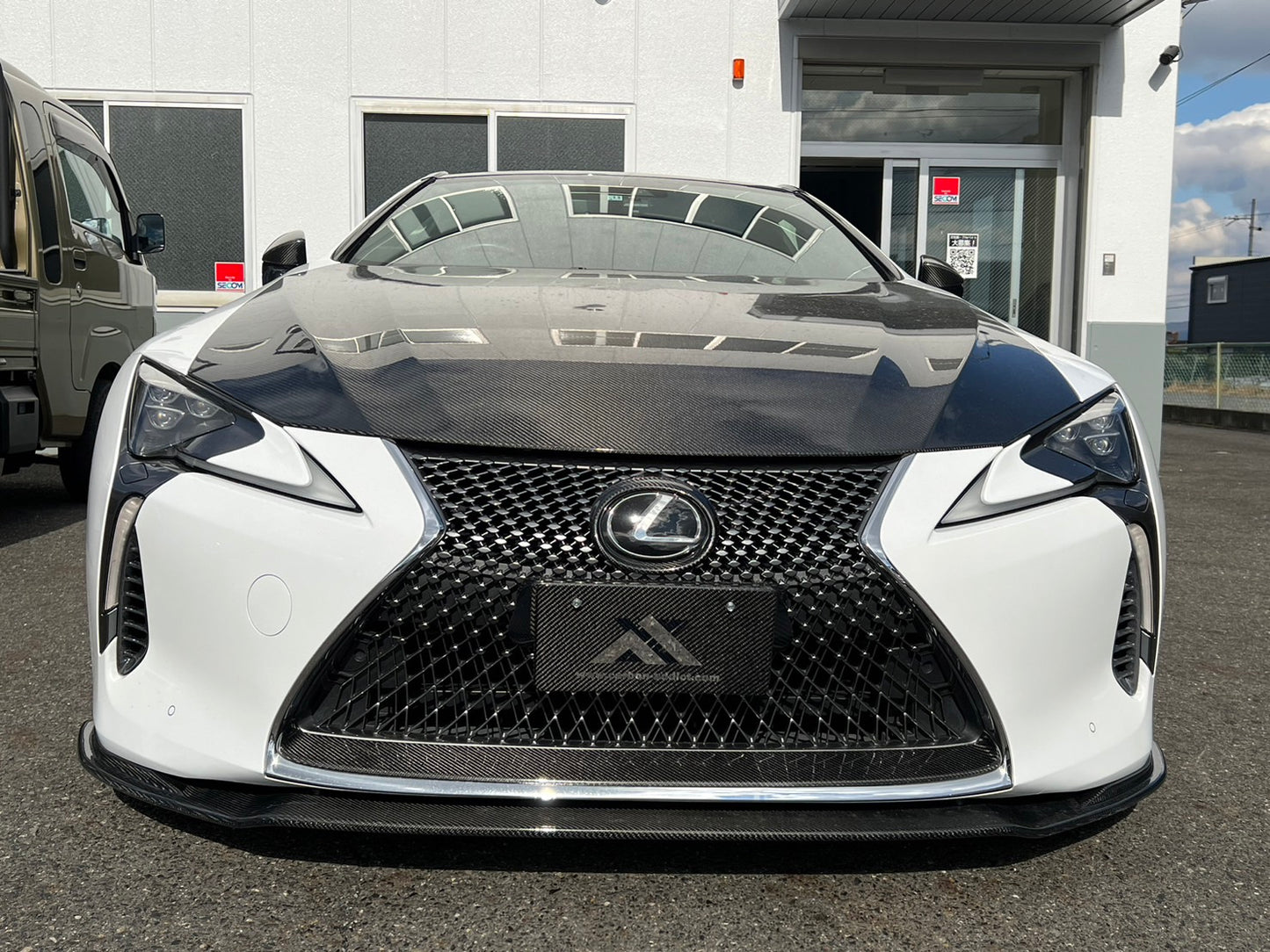 Lexus LC500 Dry Carbon Head Light Inner Panel (L/R)