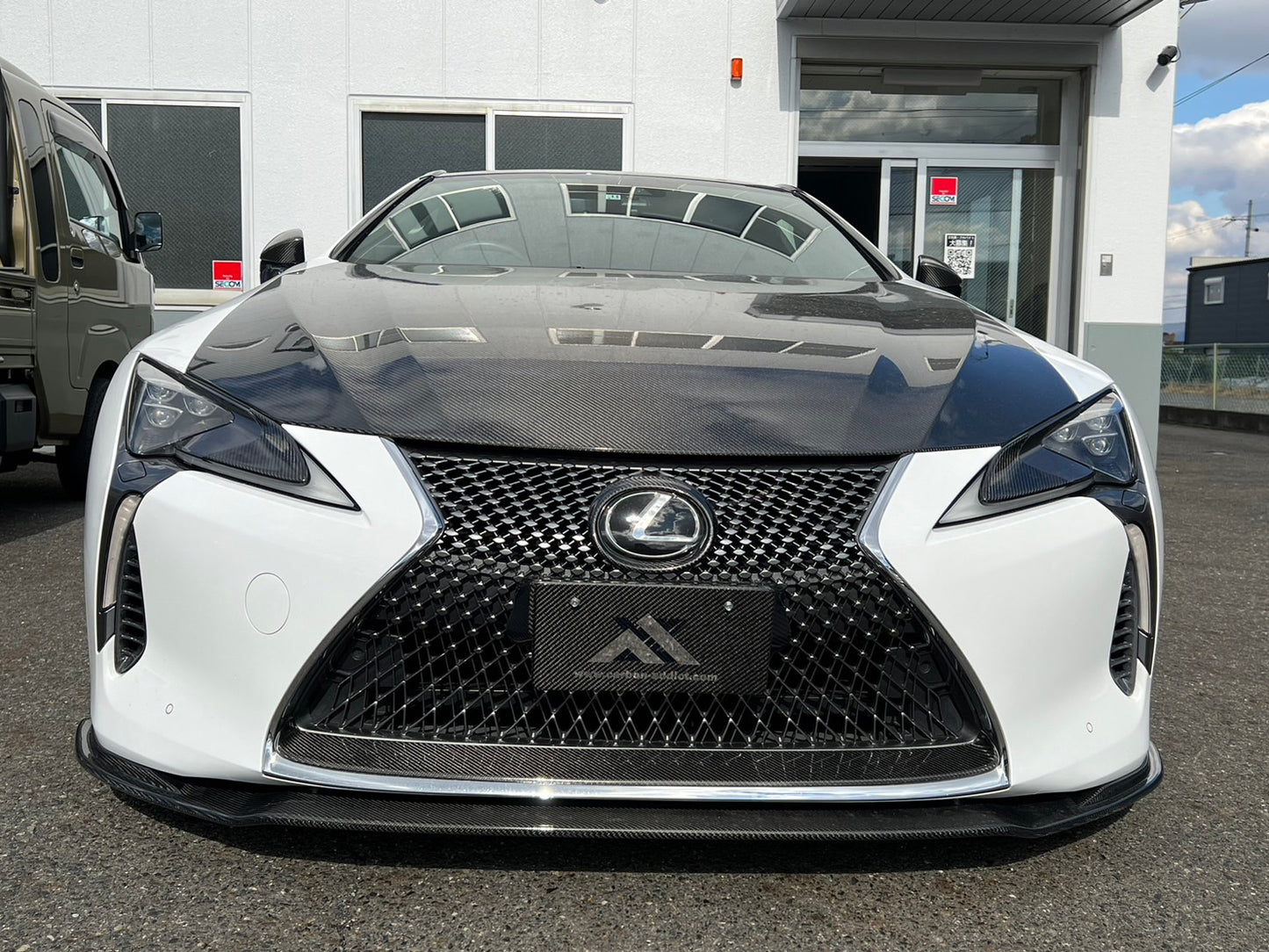 Lexus LC500 Dry Carbon Head Light Inner Panel (L/R)